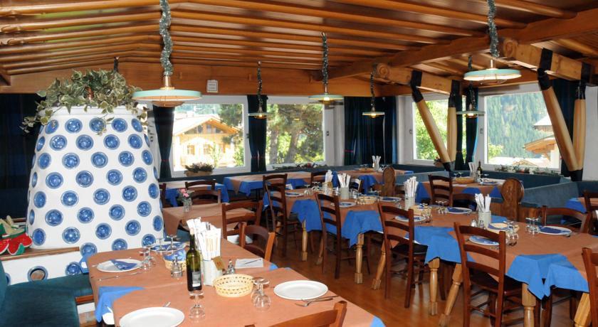Hotel Rosa Wellness & Spa Vigo di Fassa Kültér fotó